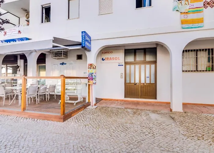 Front Beach Quarteira Ground Floor Girassol Studio